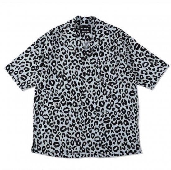 <img class='new_mark_img1' src='https://img.shop-pro.jp/img/new/icons7.gif' style='border:none;display:inline;margin:0px;padding:0px;width:auto;' />WIND AND SEA  MINEDENIM Lips Leopard Print Open collar SHL.GREEN
