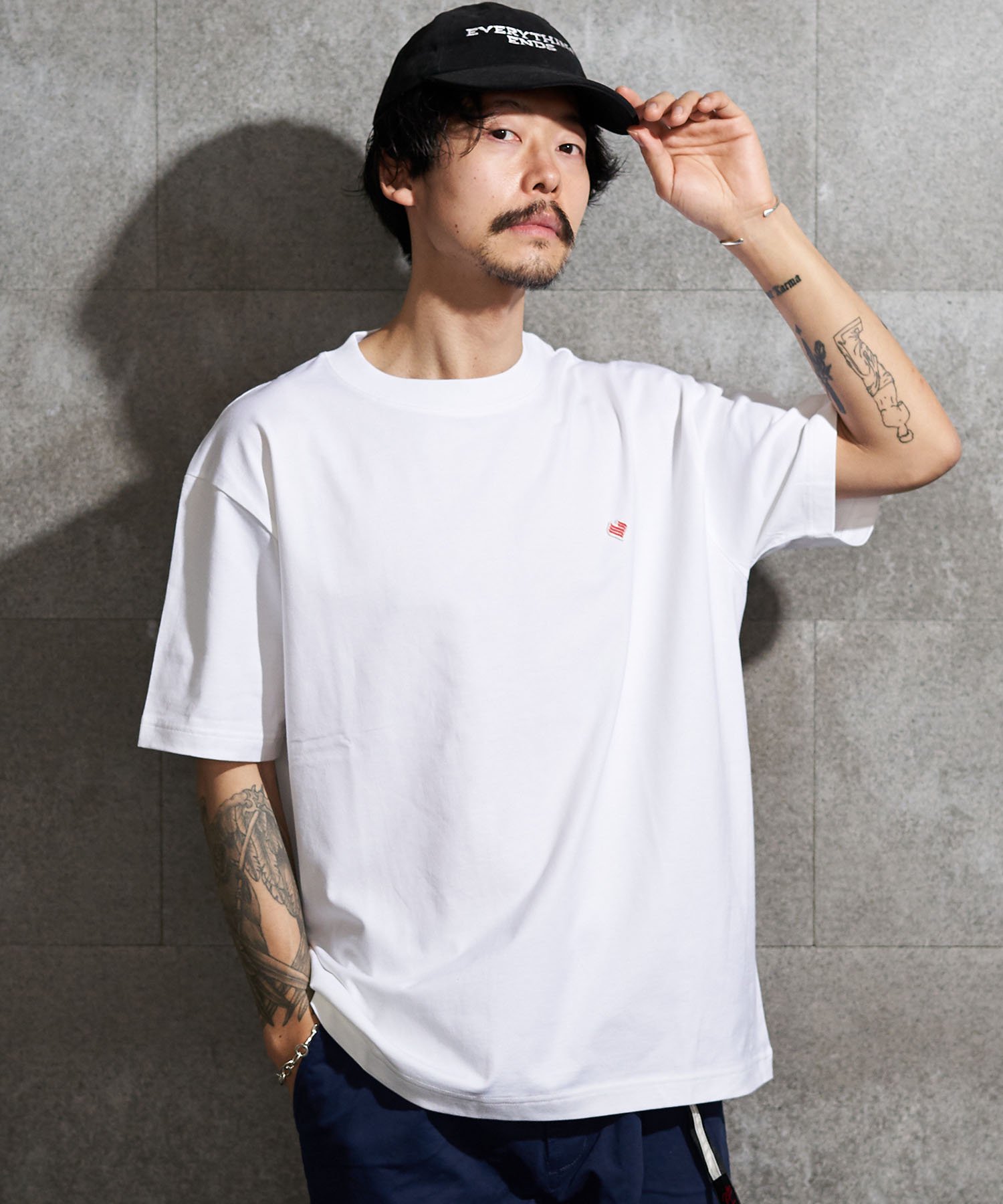 <img class='new_mark_img1' src='https://img.shop-pro.jp/img/new/icons20.gif' style='border:none;display:inline;margin:0px;padding:0px;width:auto;' />＜30%OFF＞【REBIRTH PROJECT】SOUL COTTON Emblem T-shirt  WHT