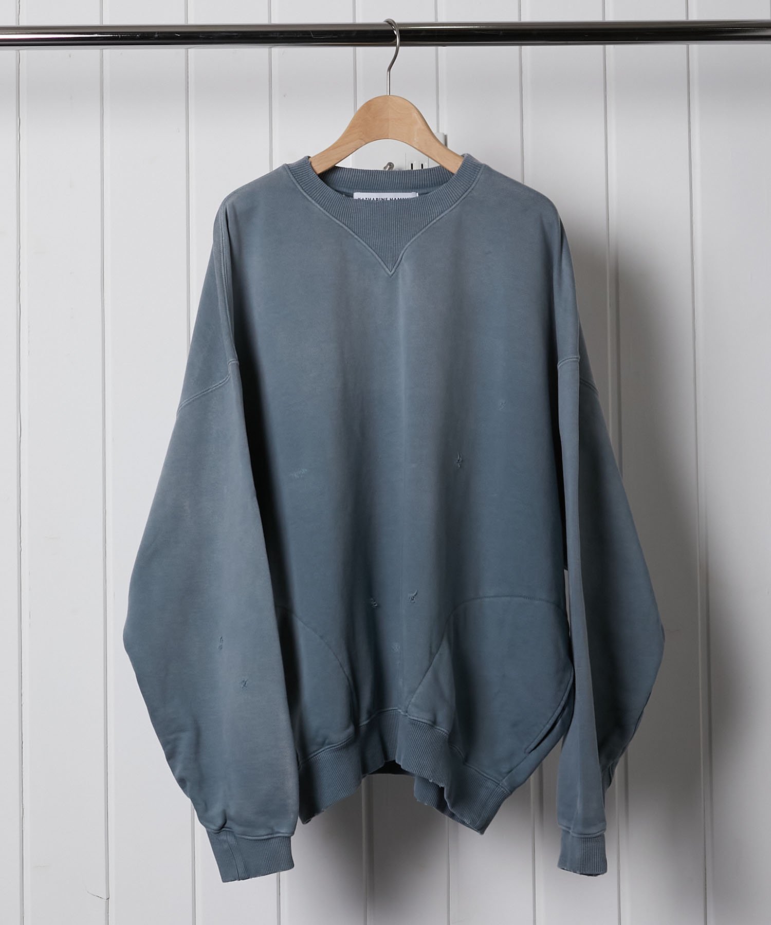 <img class='new_mark_img1' src='https://img.shop-pro.jp/img/new/icons15.gif' style='border:none;display:inline;margin:0px;padding:0px;width:auto;' />【KATHARINE HAMNETT】VINTAGE SWEAT PULLOVER