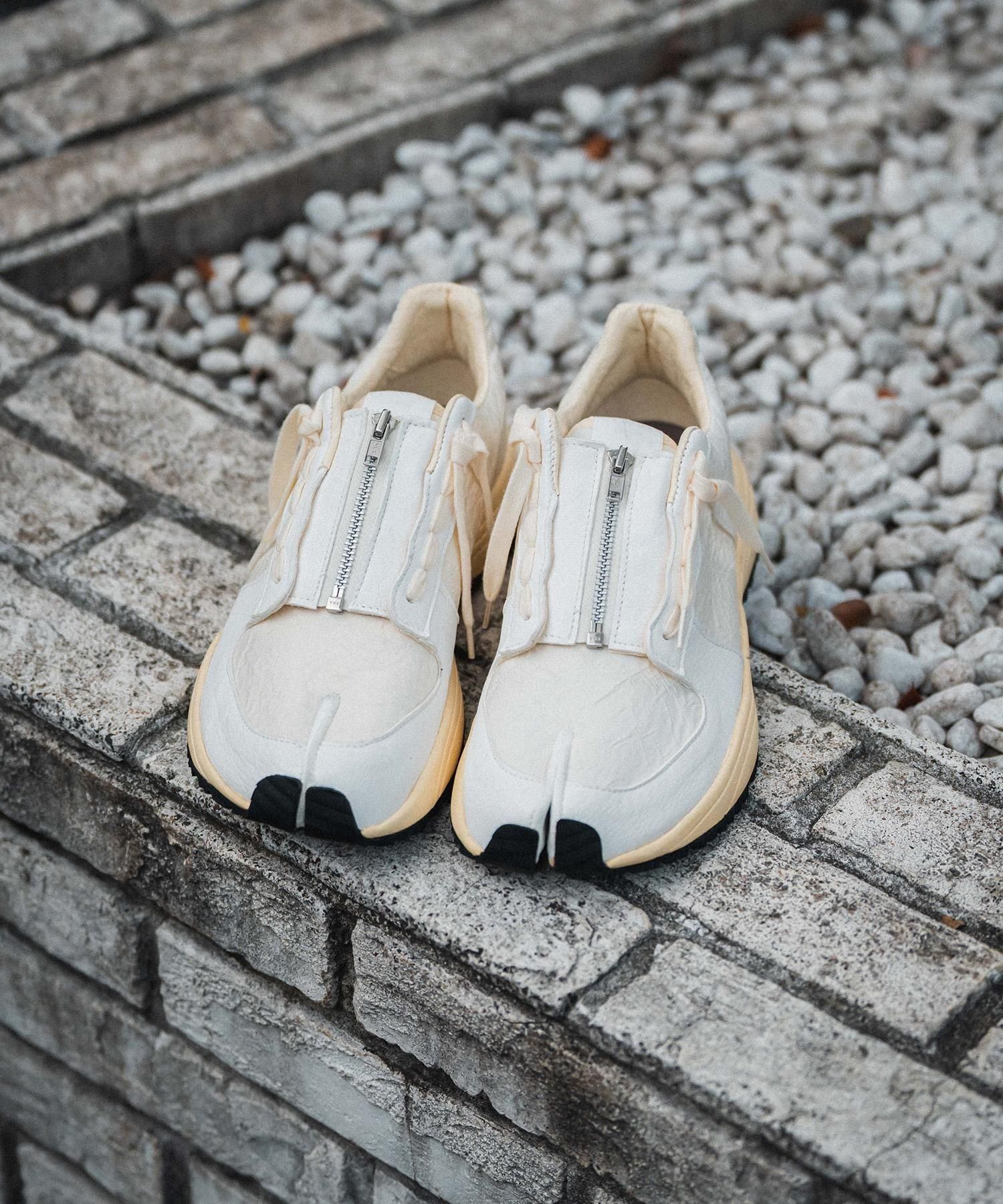 リハナ tabito × REBIRTH PROJECT】Zip Tactical Trainer ”AIRBACK