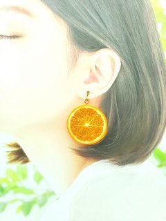 オレンジ（両面細工）大サイズ☆リアルな食品サンプルのフルーツイヤリング