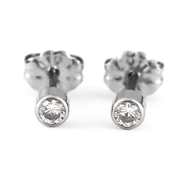 チタンピアス 天然ブラウンダイヤモンド 合計約0.2ct TTLB SI1