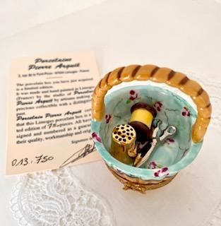 Limoges ヴィンテージ・リモージュボックス～フラワーブーケ