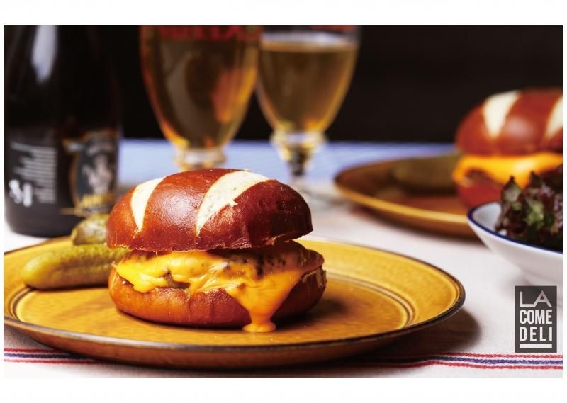 ポルペッテバーガー 牛肉 豚肉の合挽きイタリアンハンバーガー 手作りキット2個セット 冷凍 Lacometa ポルペッテバーガー 牛肉 豚肉の合挽きイタリアンハンバーガー 手作りキット2個セット 冷凍 Lacometa