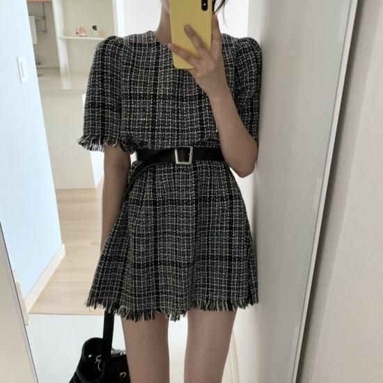 チェック柄⭐︎ツイードミニワンピース❇︎フレンチスリムデザイン✨半袖 人気の海外デザイン フリンジがかわいいモノトーンの半袖