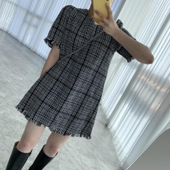 SaturdayClub◆ツイード フリンジ 半袖 ミニワンピース 送関込み RESEXXY（リゼクシー）の「フリンジツイードミニワンピース