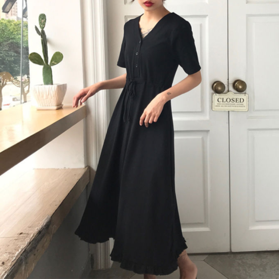 S~3Lの大きいサイズも展開 シンプルかわいい裾フリルのロング丈 S~3Lの大きいサイズも展開 シンプルかわいい裾フリルのロング丈