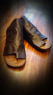 【Portaille】Thong sandals （BLACK×BROWN）