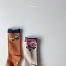 Modern Flora Knee Socks<br>2 color 1 set<br>『 Hear I am 』