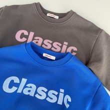 classic sweatshirt<br>2 Color<br>viviennelee<br>22SS<br><s>4,480</s>