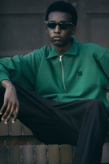 COMFORTABLE REASON / OP Neck Team Sweat - green - CONTE-NU