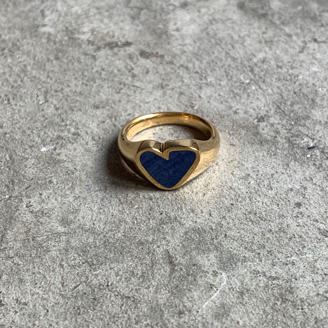 PREEK / ROUGH HEART SODALITE STONE RING - GP - CONTE-NU