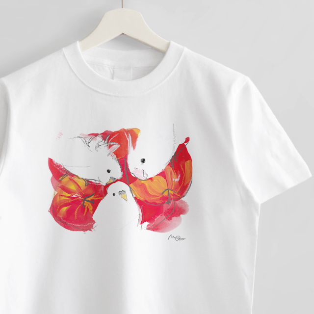 Tシャツ（オクムラミチヨ / 白い小鳥さんたちとりんご）