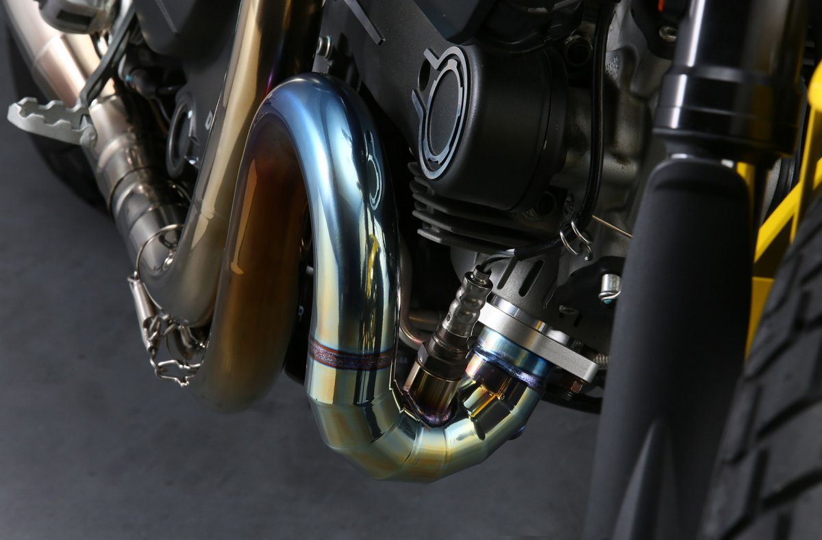 最大12%OFFクーポン サイレンサー サイレンサーマフラーエキゾーストの2つの炭素スリップはDucati 848 2010をフィットします Two  Bothers Carbon Slip On Silencer Muffler Exhaust Fits Ducati 2010 