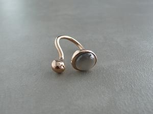 AP-PISTILLI-02A / Bronze, Graymoonstone
