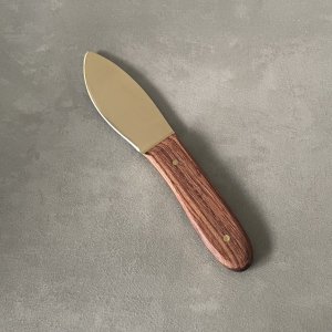 Cheese knife / ʥ