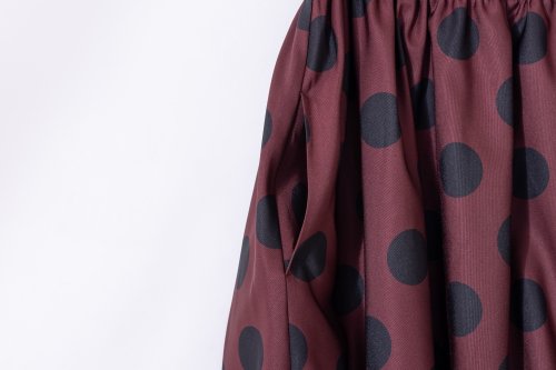 re stock】porkadots balloon skirt/brown - akiki