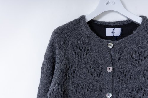 re stock】 heart knit cardigan/gray×black - akiki