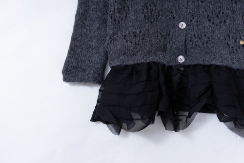 re stock】 heart knit cardigan/gray×black - akiki